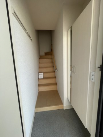 【玄関】