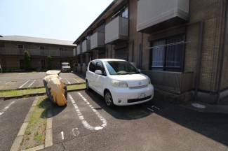 【駐車場】