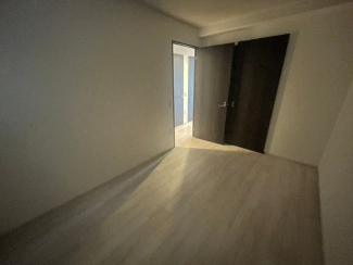 【寝室】