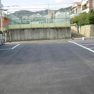 須磨千守駐車場　普通車枠の画像