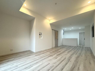 京都府京都市下京区梅小路東中町の新築一戸建ての画像