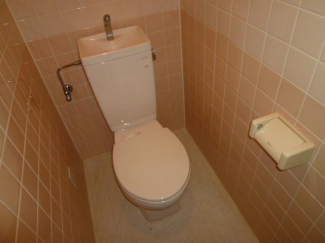 清潔感のあるトイレです