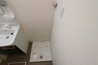 コンパクトで使いやすい洗面所