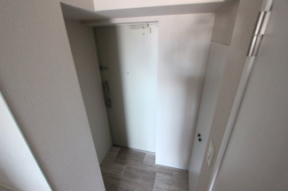 毎日通る玄関はこちらです