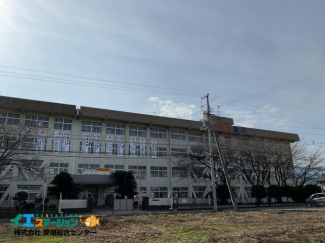 新居浜市立泉川中学校まで1140m