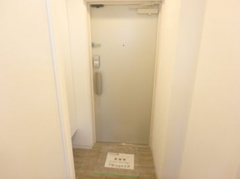 ゆったりとした玄関です