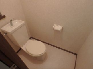 落ち着いたトイレです