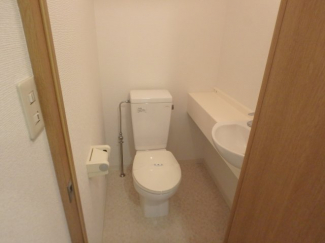 シンプルで使いやすいトイレです