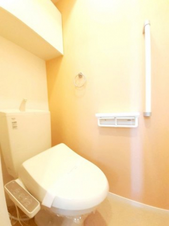 落ち着いたトイレです