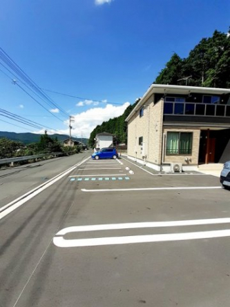 駐車スペースもあります