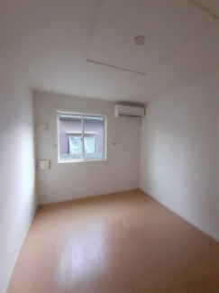 明るい室内です