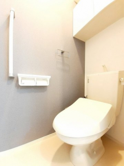 シンプルで使いやすいトイレです