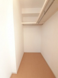 たっぷりとした収納スペースです