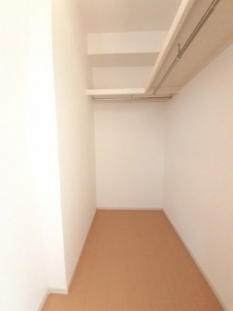 たっぷりとした収納スペースです