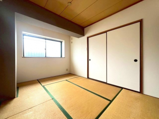 【寝室】