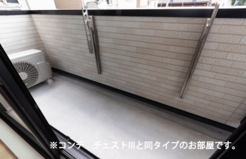 【バルコニー】