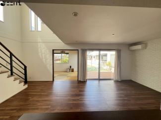 【居間・リビング】