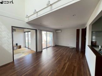 【居間・リビング】