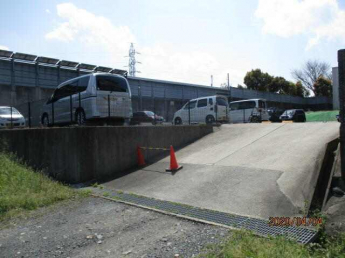 出入口斜面の確認をお願いいたします。