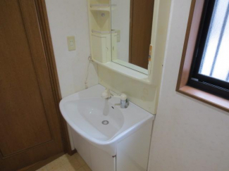松山市和泉南３丁目の中古一戸建ての画像