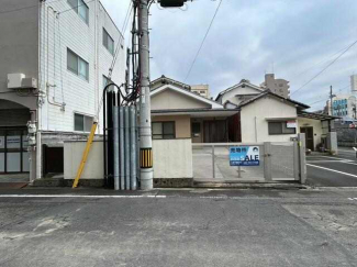 西側接道より