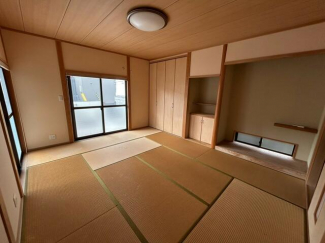 玄関横和室