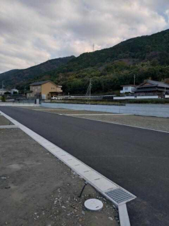 四国中央市寒川町の売地の画像