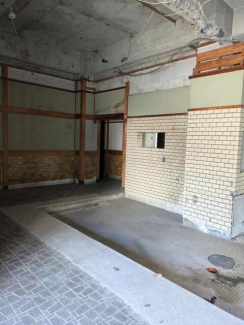 松山市三津１丁目の店舗事務所の画像