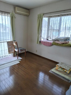 フジ伊予店