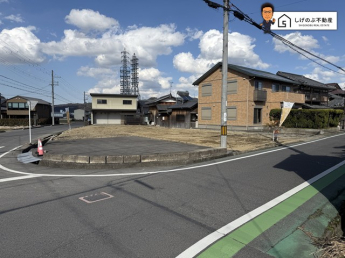 約52坪の土地♪
平坦・更地
自分らしいスタイルの暮らしを自由設計で一緒に作りませんか？