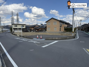 約52坪の土地♪
平坦・更地
自分らしいスタイルの暮らしを自由設計で一緒に作りませんか？