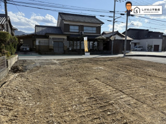 約52坪の土地♪
平坦・更地
自分らしいスタイルの暮らしを自由設計で一緒に作りませんか？