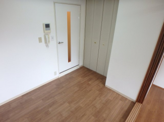 明るい室内です