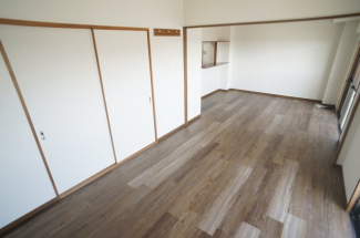 参考、同建物・同間取りの号室