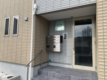 【エントランス】