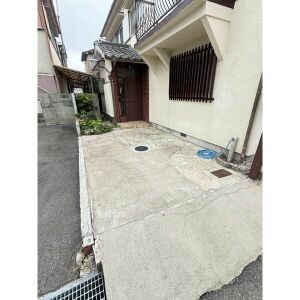 【駐車場】