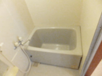 コンパクトで使いやすいお風呂