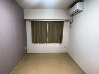 【寝室】