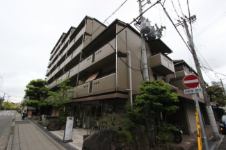 外観は落ち着いています