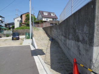 松山市朝日ケ丘２丁目の売地の画像