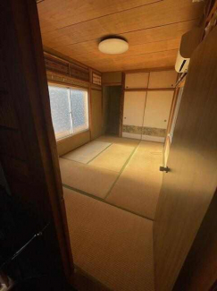 松山市萱町５丁目の店舗の画像