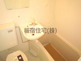 川浦ビル2階事務所の画像