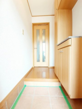 明るい玄関です