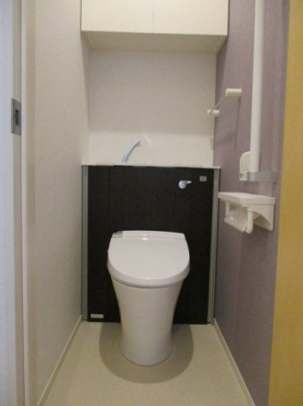シンプルで使いやすいトイレです