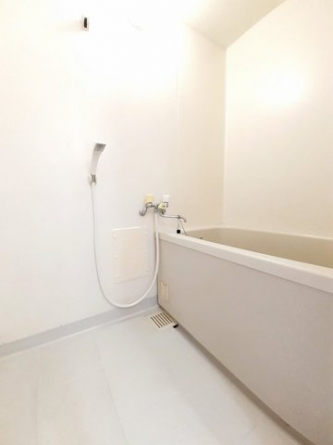 落ち着いた空間のお風呂です