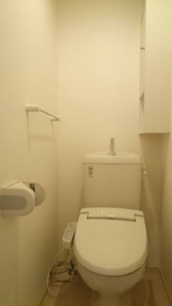 シンプルで使いやすいトイレです