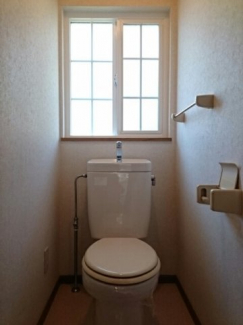 清潔感のあるトイレです