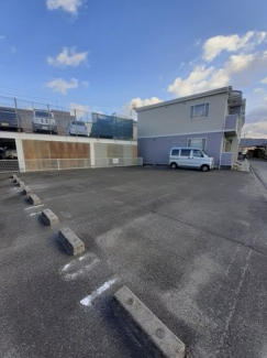 駐車場に車を止められます