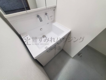 【洗面所】