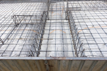 耐震等級３の建物を支える地中梁付き鉄筋コンクリートベタ基礎